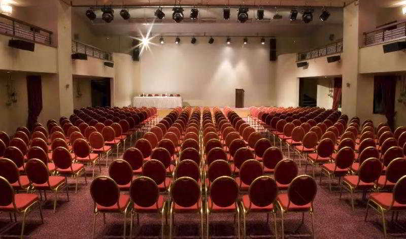 Valis Resort Hotel โวโลส ภายนอก รูปภาพ The main auditorium